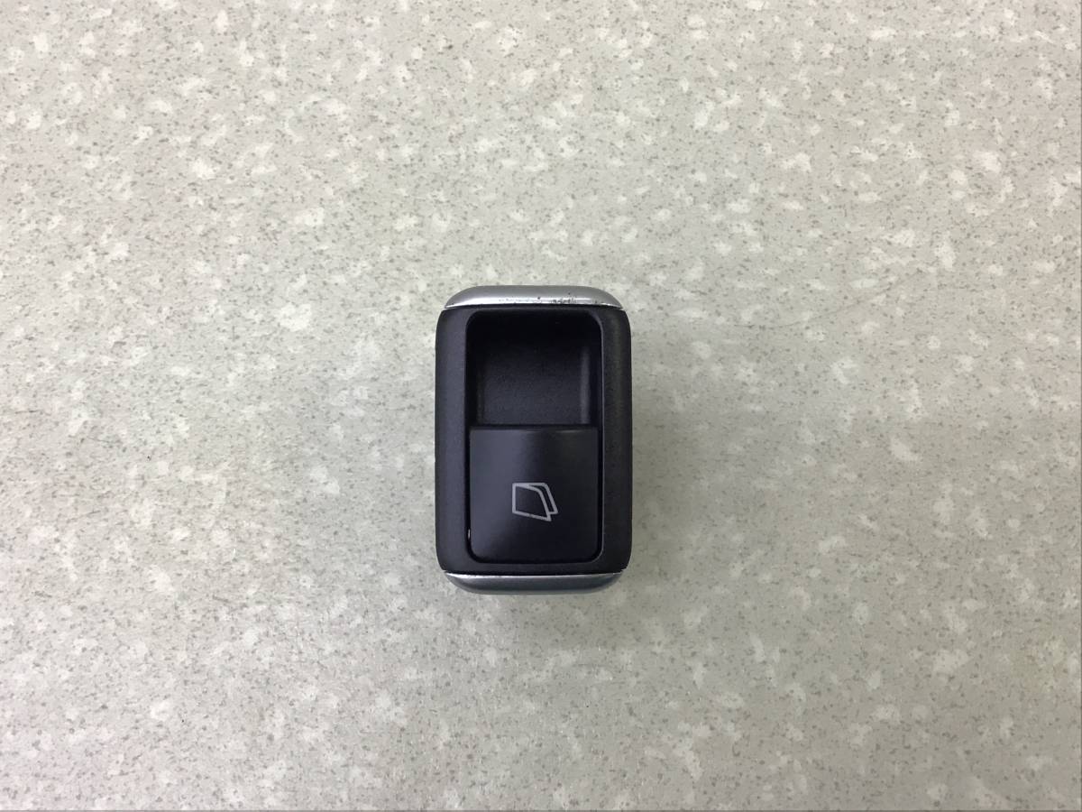 Кнопка стеклоподъемника Mercedes-Benz GL-Class (X166) 2012>