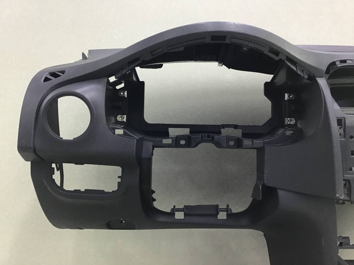 Торпедо Renault Sandero 2 (5S) 2012-2022 Торпедо Renault Sandero 2 (5S) 2012-2022