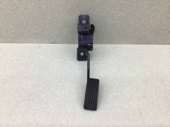 Педаль газа Mitsubishi L200 (KB) 2006-2016