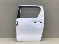 Дверь задняя левая Toyota Hilux (GUN125L, GUN126L, TGN126) 2015-н.в.