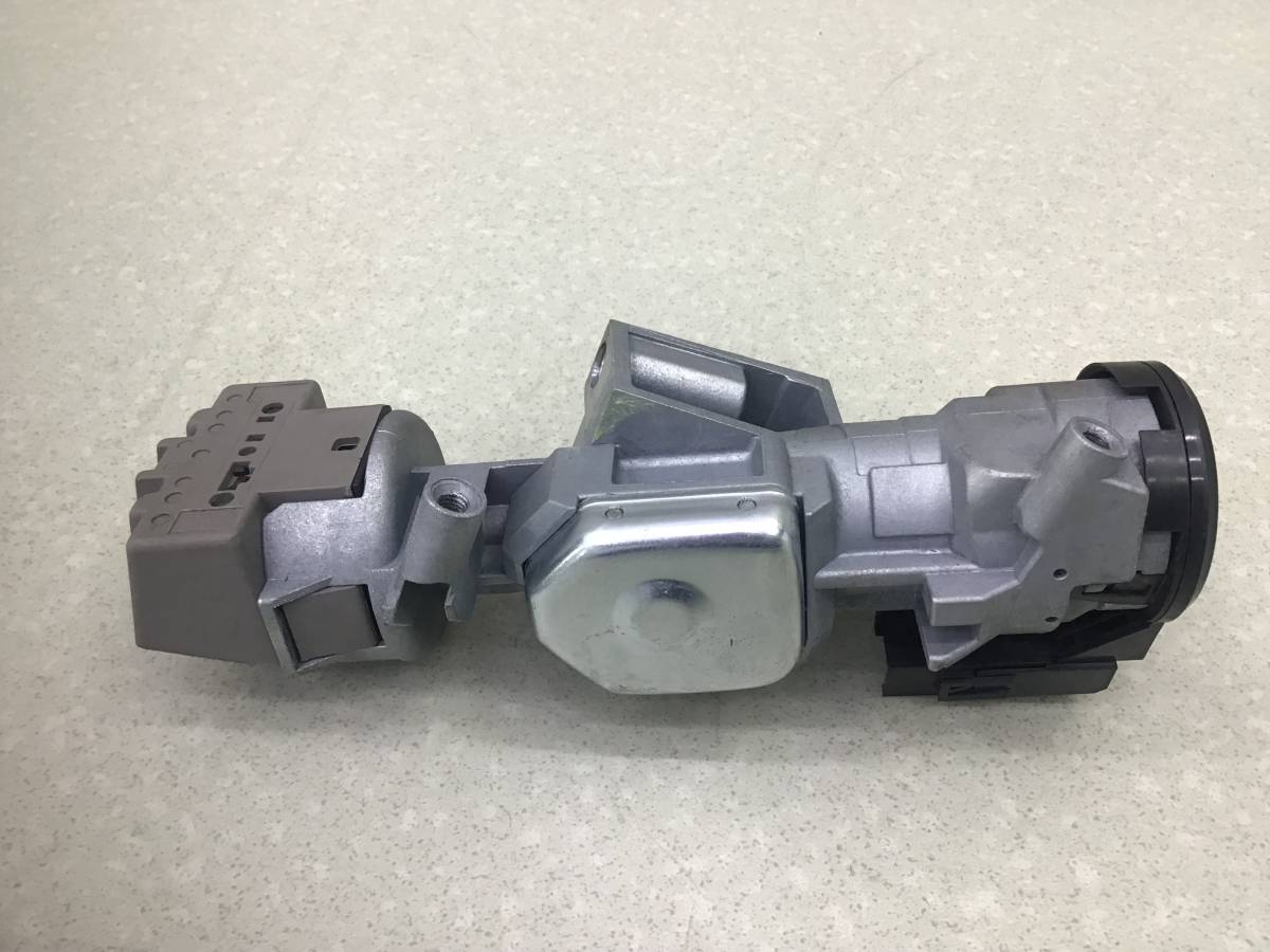 Замок зажигания (комплект) Ford Focus 3 (CB8) 2011-2019