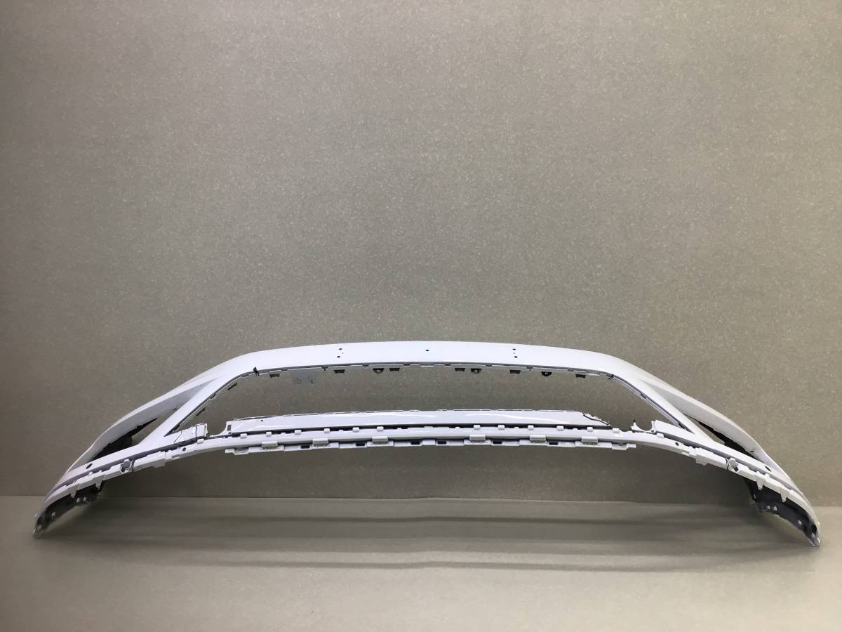 Бампер передний Volkswagen Touareg (7P) 2010-2018 Бампер передний Volkswagen Touareg (7P) 2010-2018