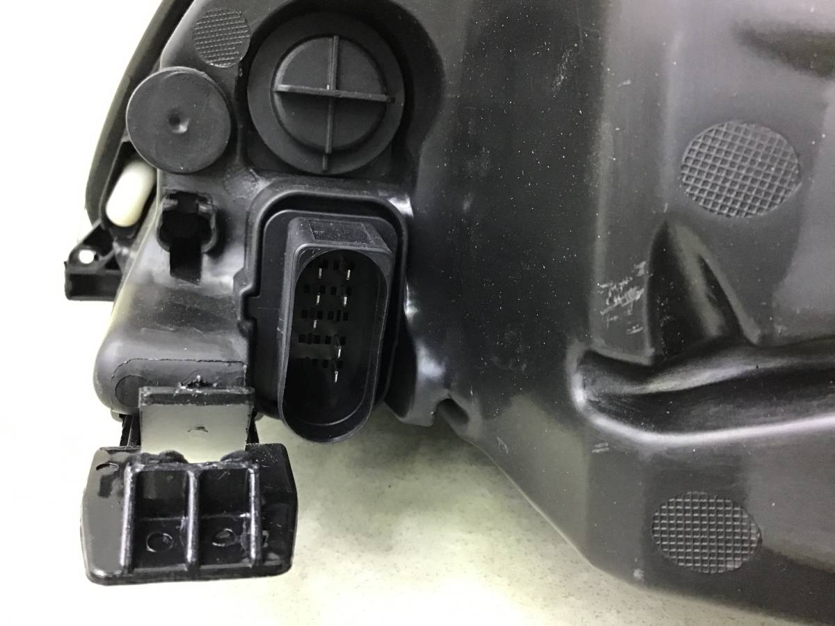 Фара правая Ford Focus 2 (CB4) 2007-2011 Фара правая Ford Focus 2 (CB4) 2007-2011