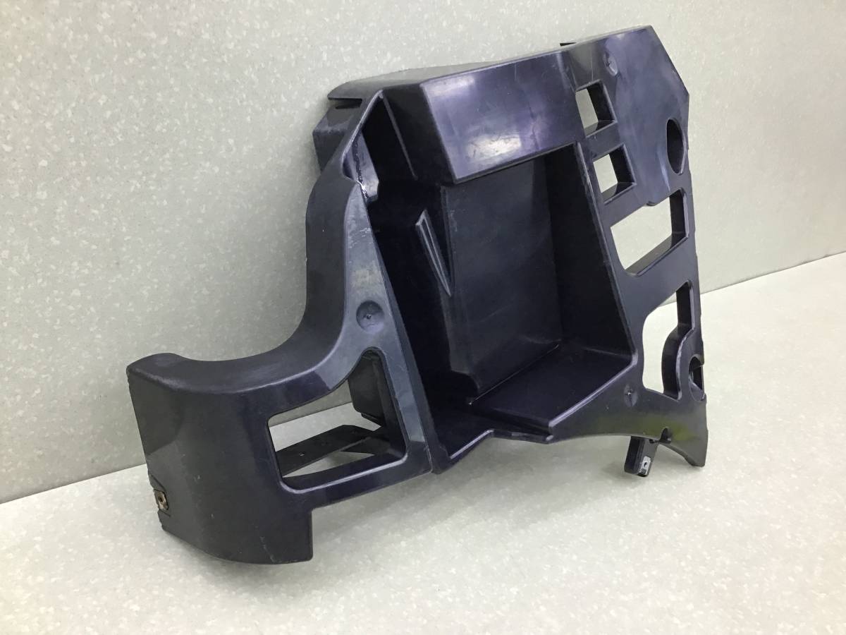 Кронштейн заднего бампера правый BMW X5 F15/F85 2013> Кронштейн заднего бампера правый BMW X5 F15/F85 2013>