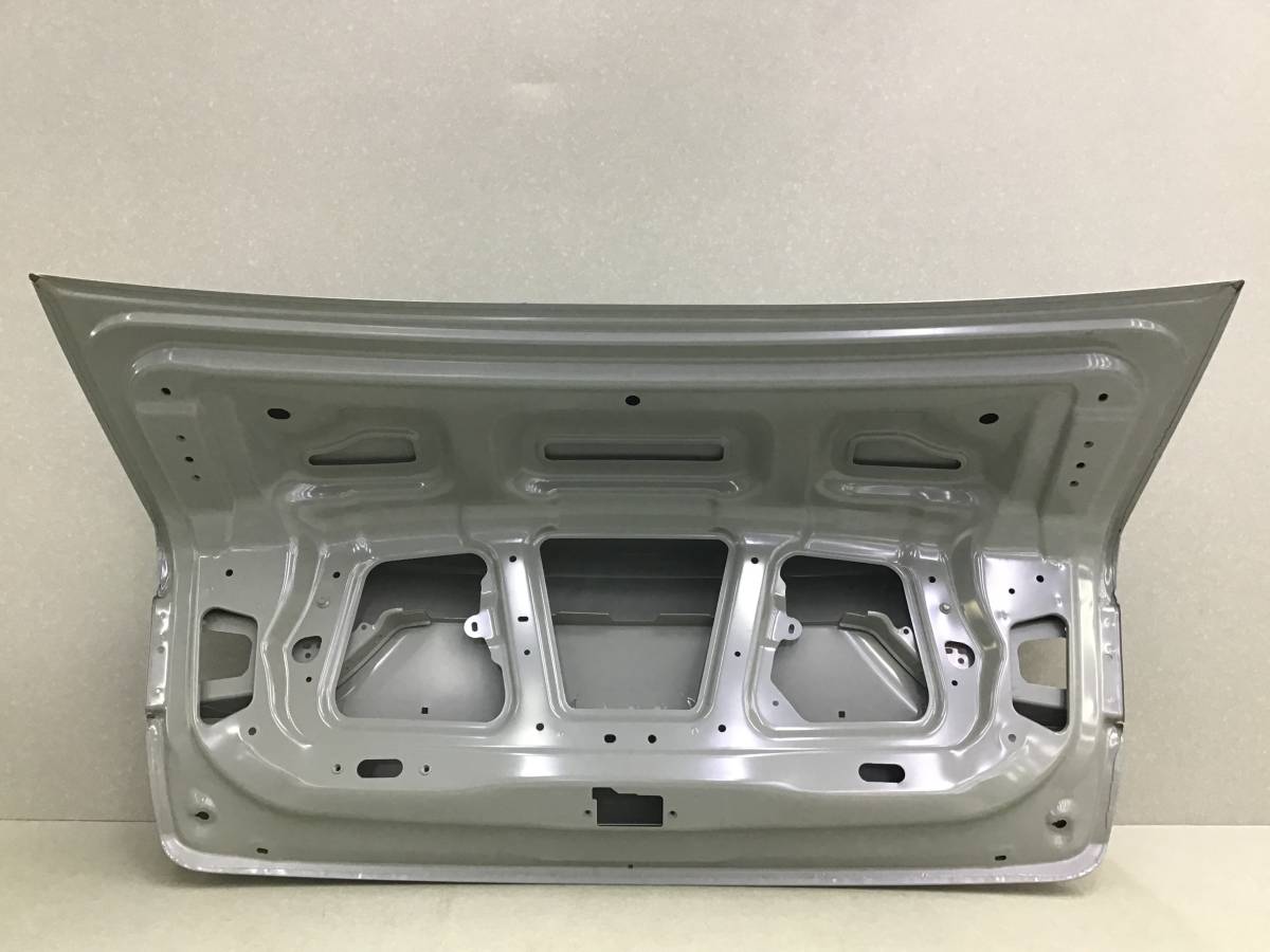 Крышка багажника Lada Vesta (2180) 2015-н.в.