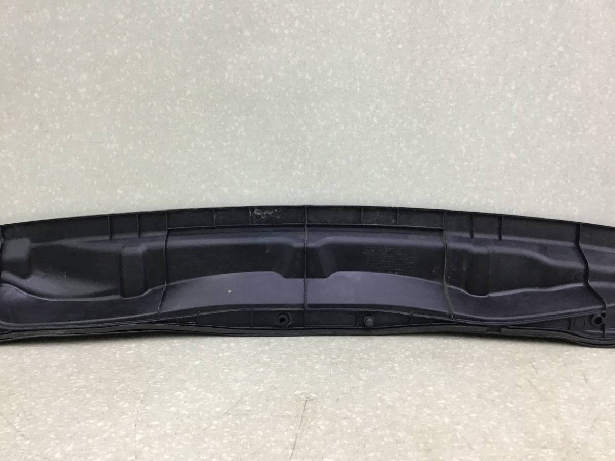 Водосток Chevrolet Aveo T300 2011> Водосток Chevrolet Aveo T300 2011>