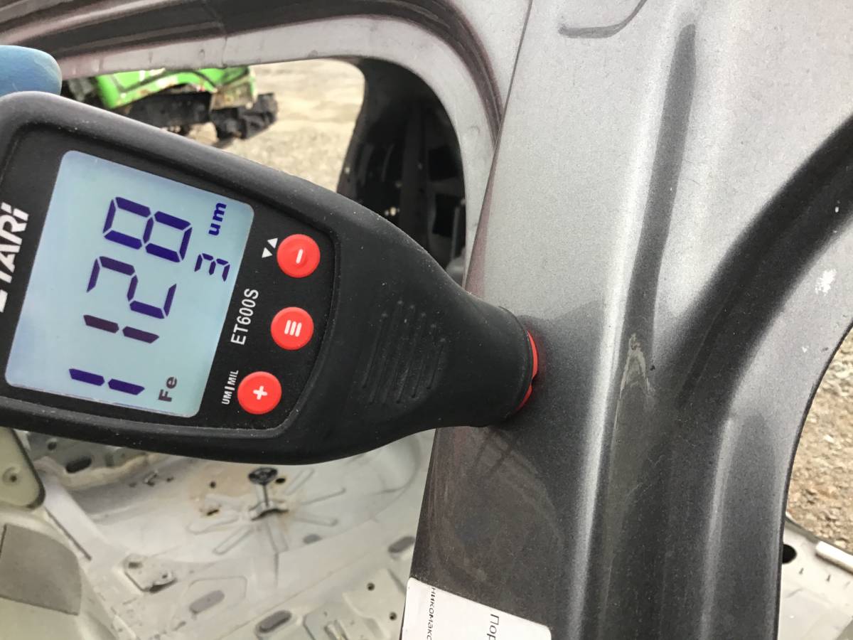 Стойка передней двери Renault Duster (HS) 2010-2021