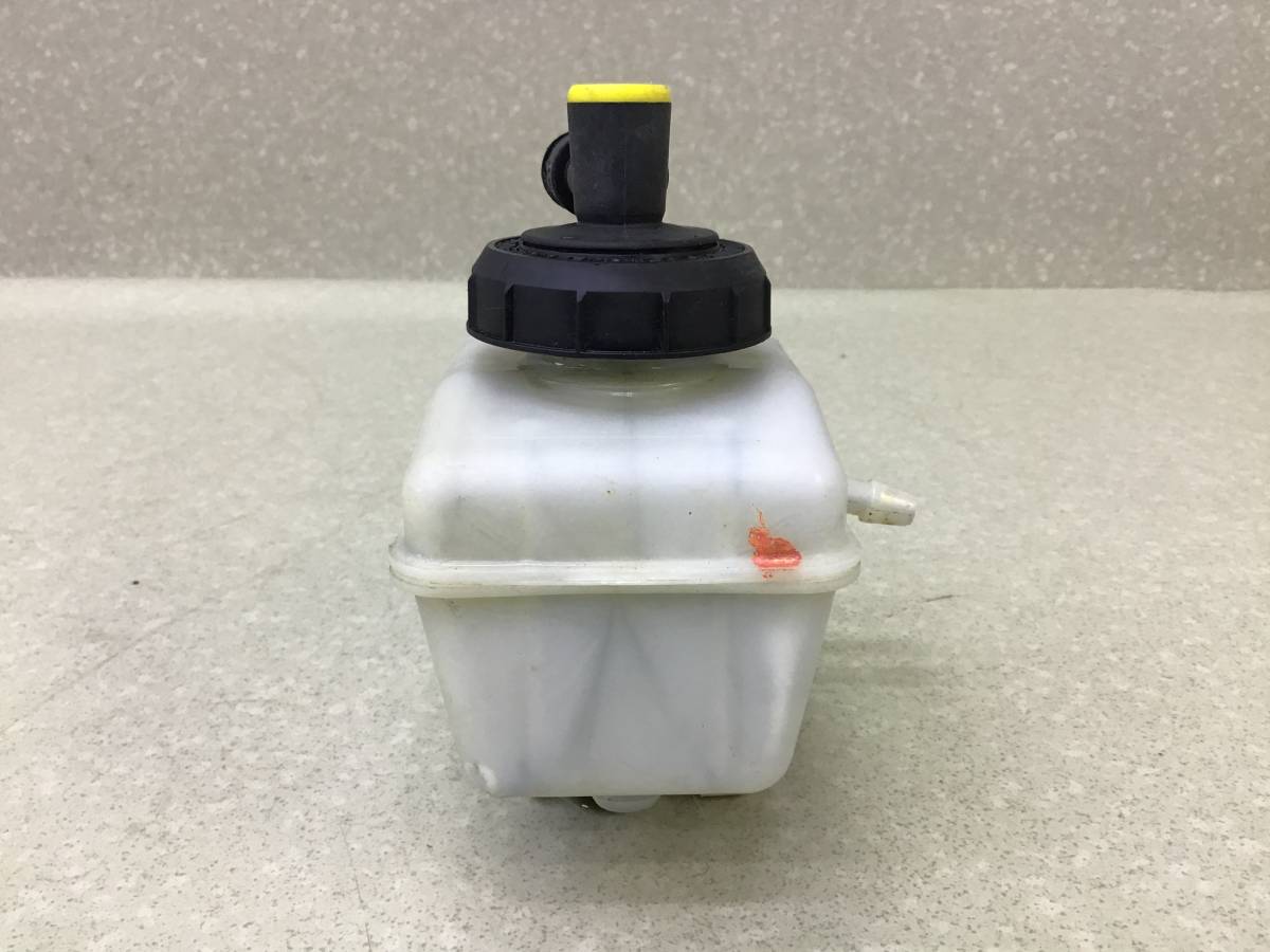 Бачок главного тормозного цилиндра Renault Duster (HS) 2010-2021