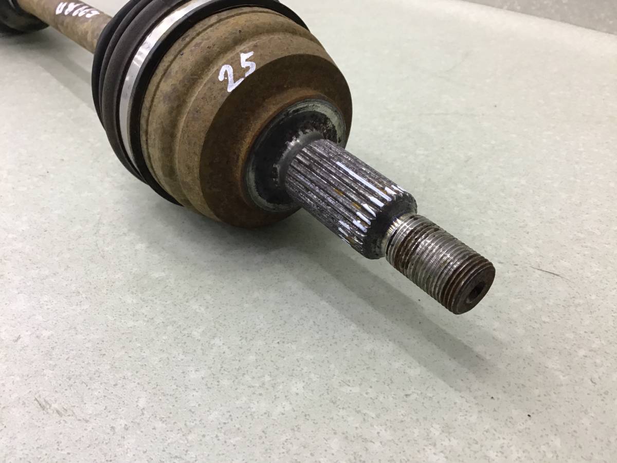 Полуось передняя правая Renault Duster (HS) 2010-2021