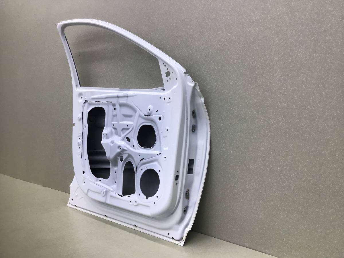 Дверь передняя левая Hyundai Tucson (NX4) 2020>