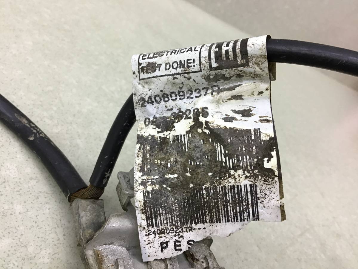 Клемма аккумулятора - Renault Duster (HS) 2010-2021