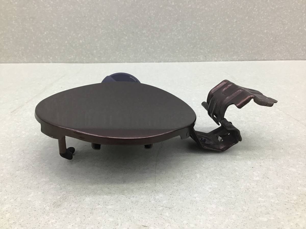 Лючок бензобака Toyota Rav 4 (A40) 2013>