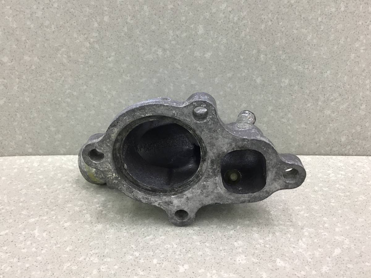 Корпус термостата Nissan X-Trail (T30) 2001-2006 Корпус термостата Nissan X-Trail (T30) 2001-2006