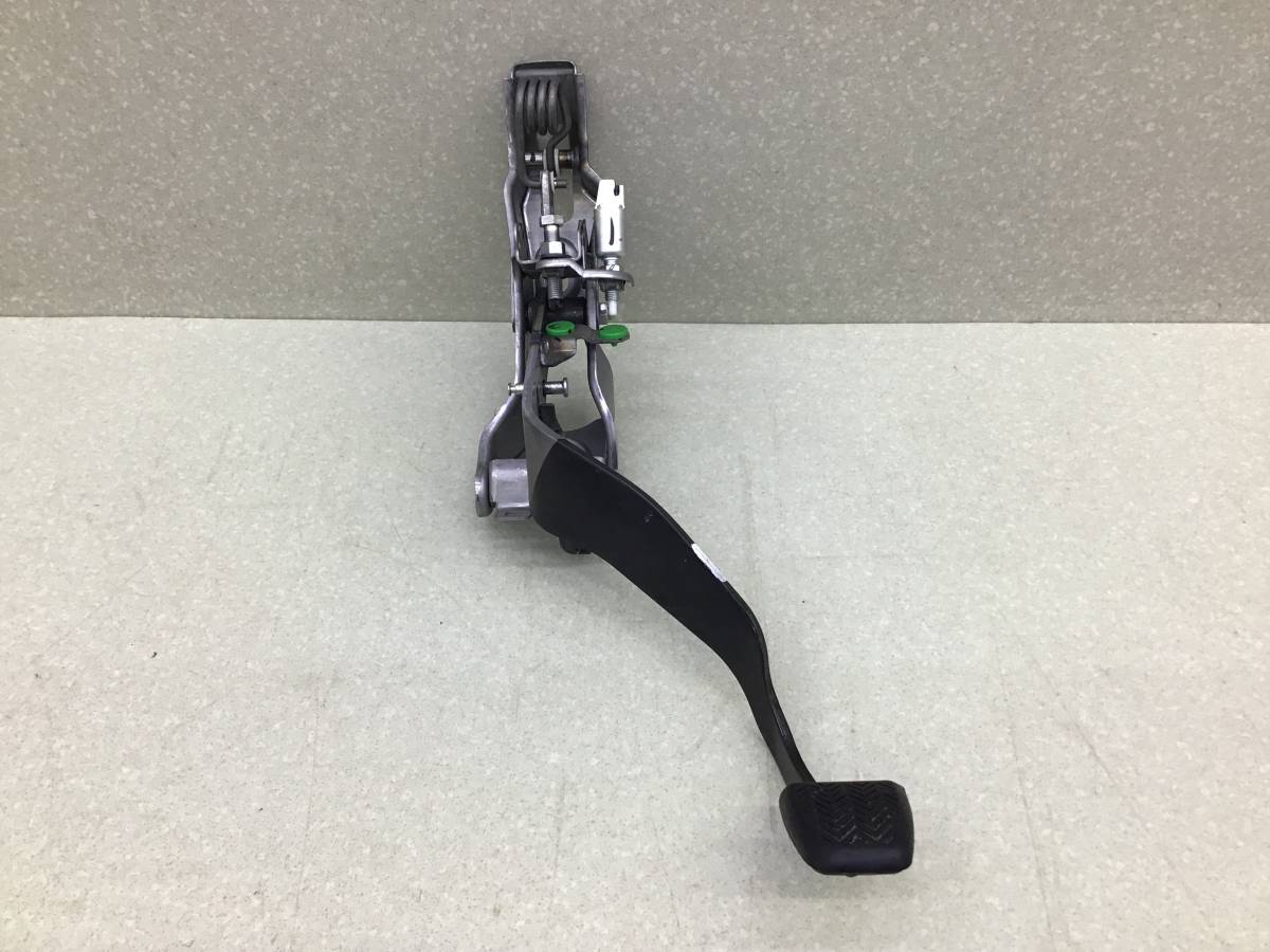 Педаль сцепления Toyota Rav 4 (A40) 2013>