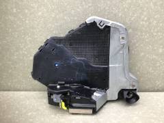 Замок двери передней левой Toyota Avensis (T270) 2009>