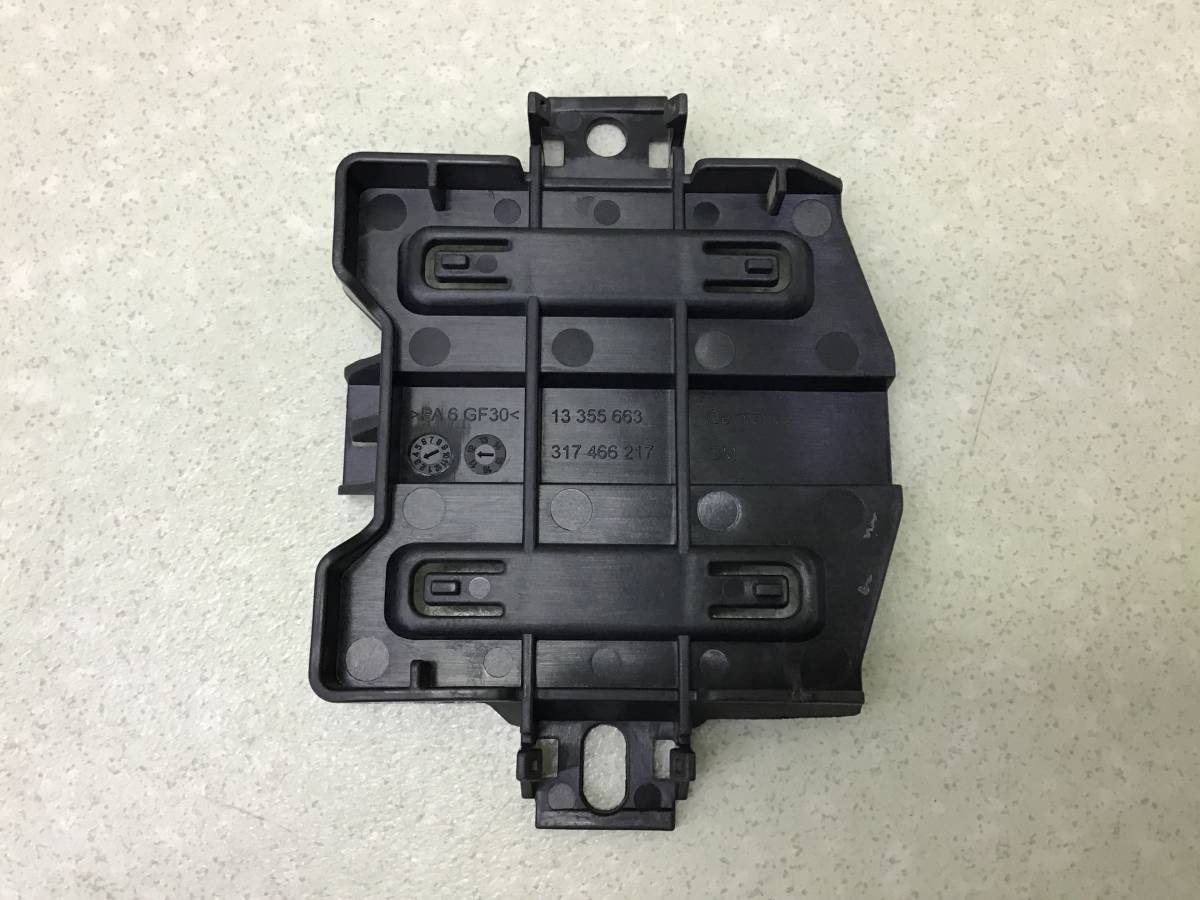 Блок управления светом Opel Astra J (P10) 2009-2015 Блок управления светом Opel Astra J (P10) 2009-2015