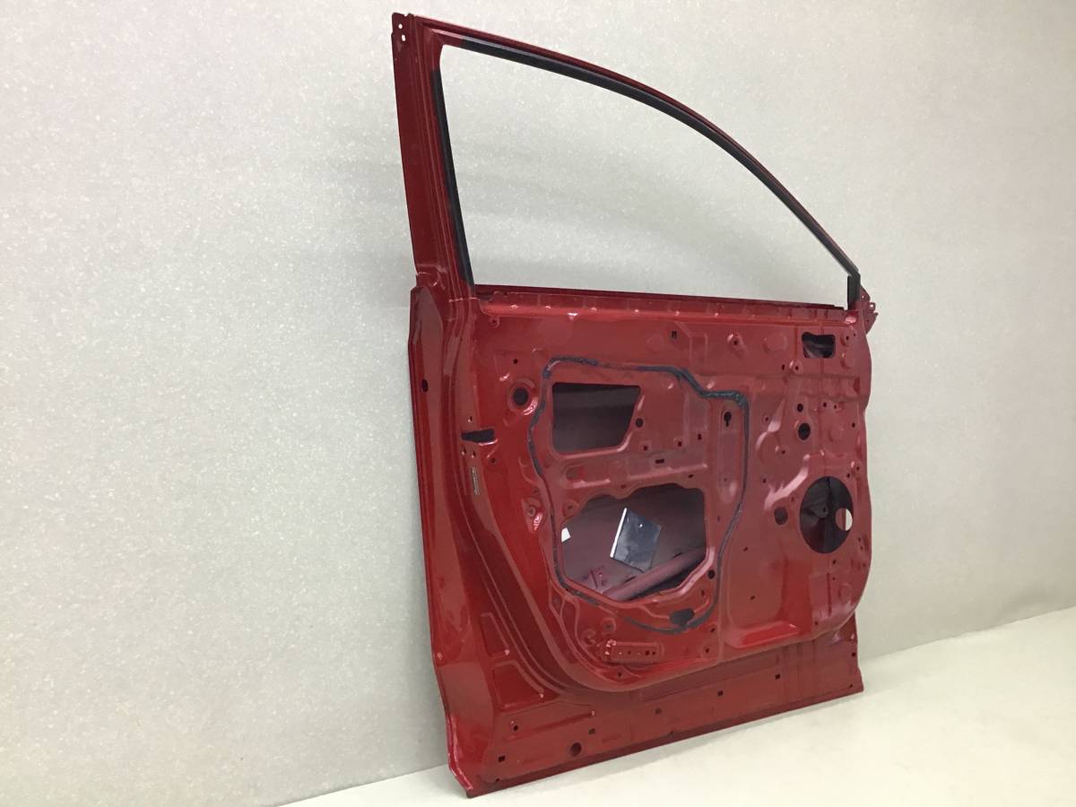 Дверь передняя левая Lexus NX 200 (ZGZ10) 2014-2021