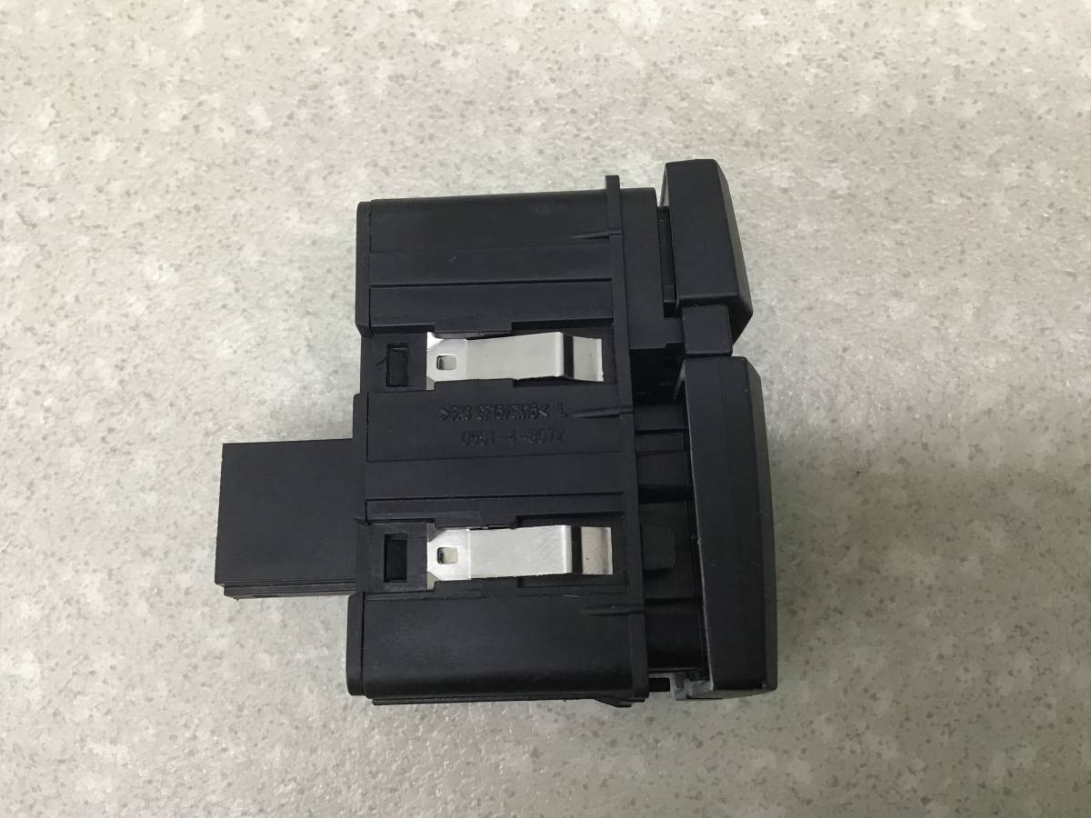 Блок кнопок Audi Q7 (4L) 2005-2015 Блок кнопок Audi Q7 (4L) 2005-2015