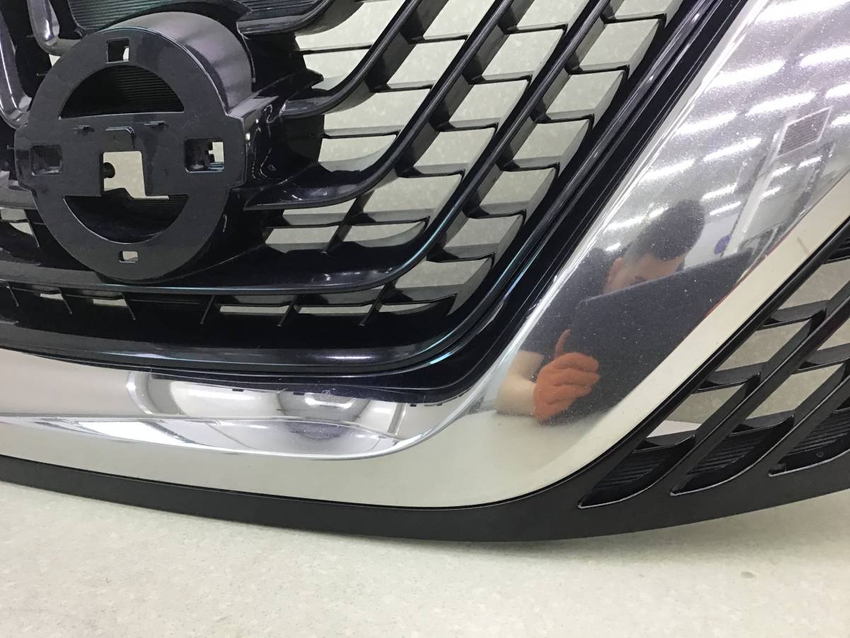 Решетка радиатора Nissan Murano (Z52) 2015> Решетка радиатора Nissan Murano (Z52) 2015>