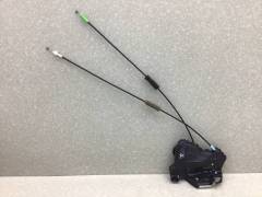 Замок двери передней правой Toyota Highlander (U40) 2007-2013