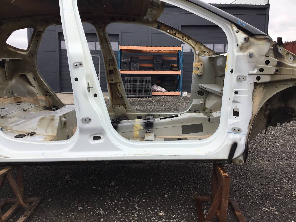 Порог со стойкой правый Renault Kaptur (1) 2016-2022