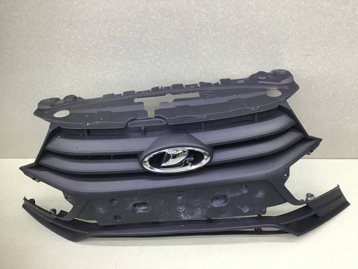 Решетка радиатора Lada Granta (2190) 2011-н.в.