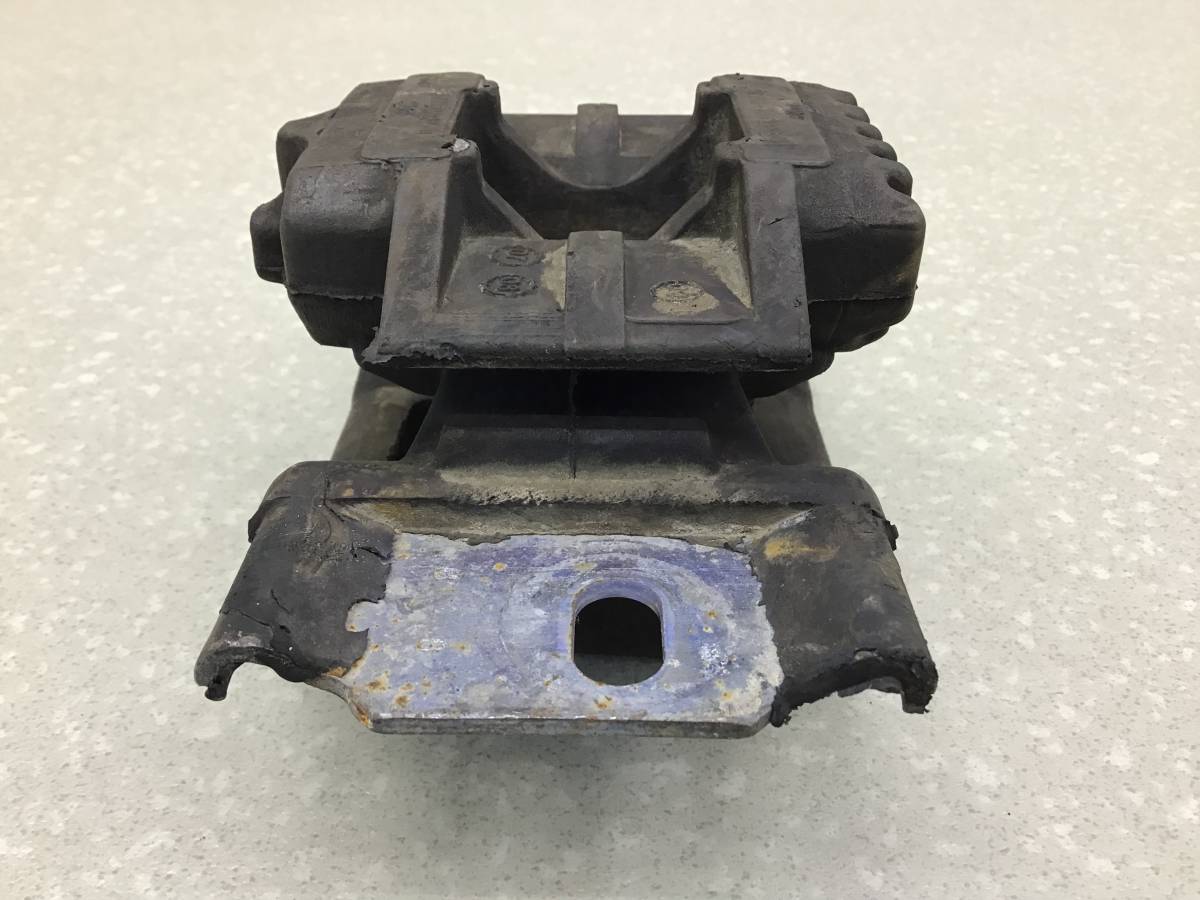Опора КПП Ford Fiesta (CBK) 2001-2008 Опора КПП Ford Fiesta (CBK) 2001-2008