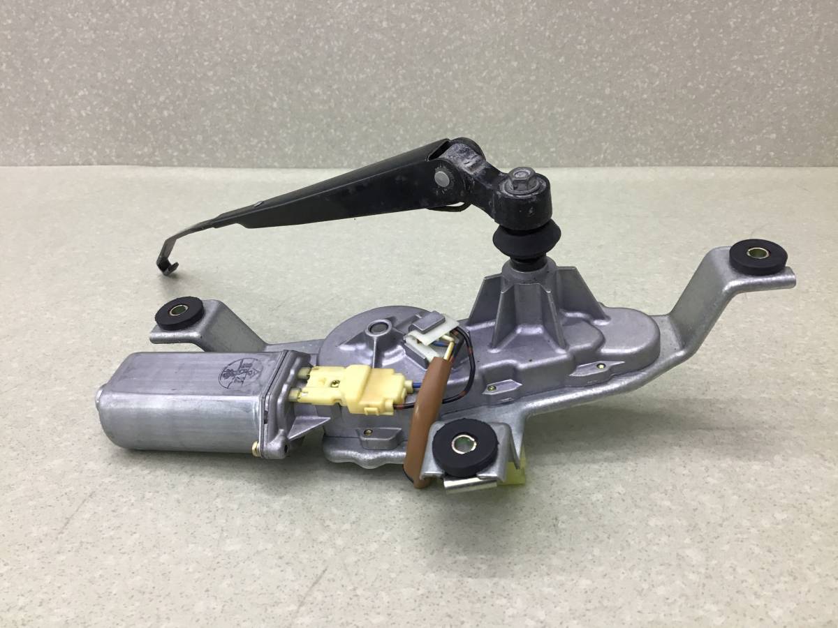 Моторчик стеклоочистителя задний Subaru Forester (S11) 2002-2007