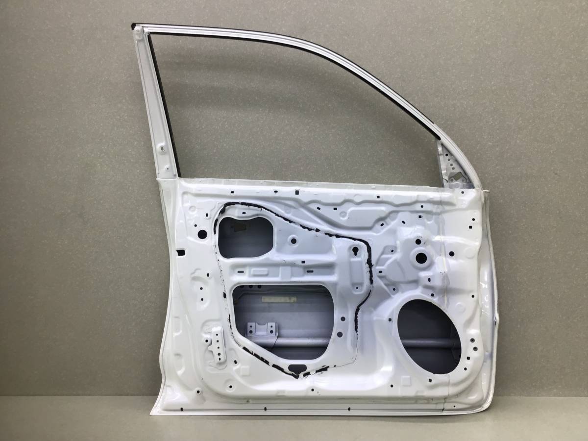 Дверь передняя левая Toyota Land Cruiser Prado (J150) 2009> Дверь передняя левая Toyota Land Cruiser Prado (J150) 2009>