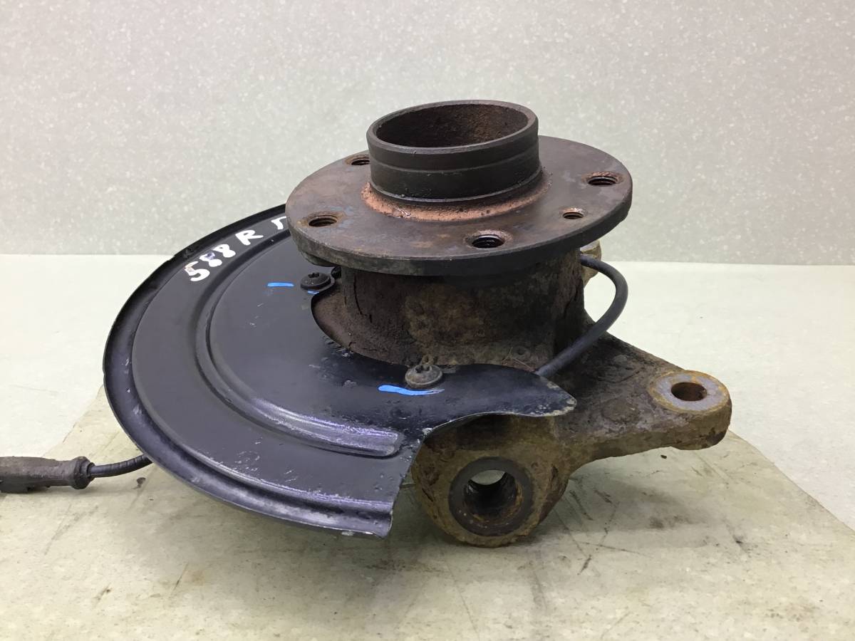 Кулак поворотный передний правый Renault Duster (HS) 2010-2021