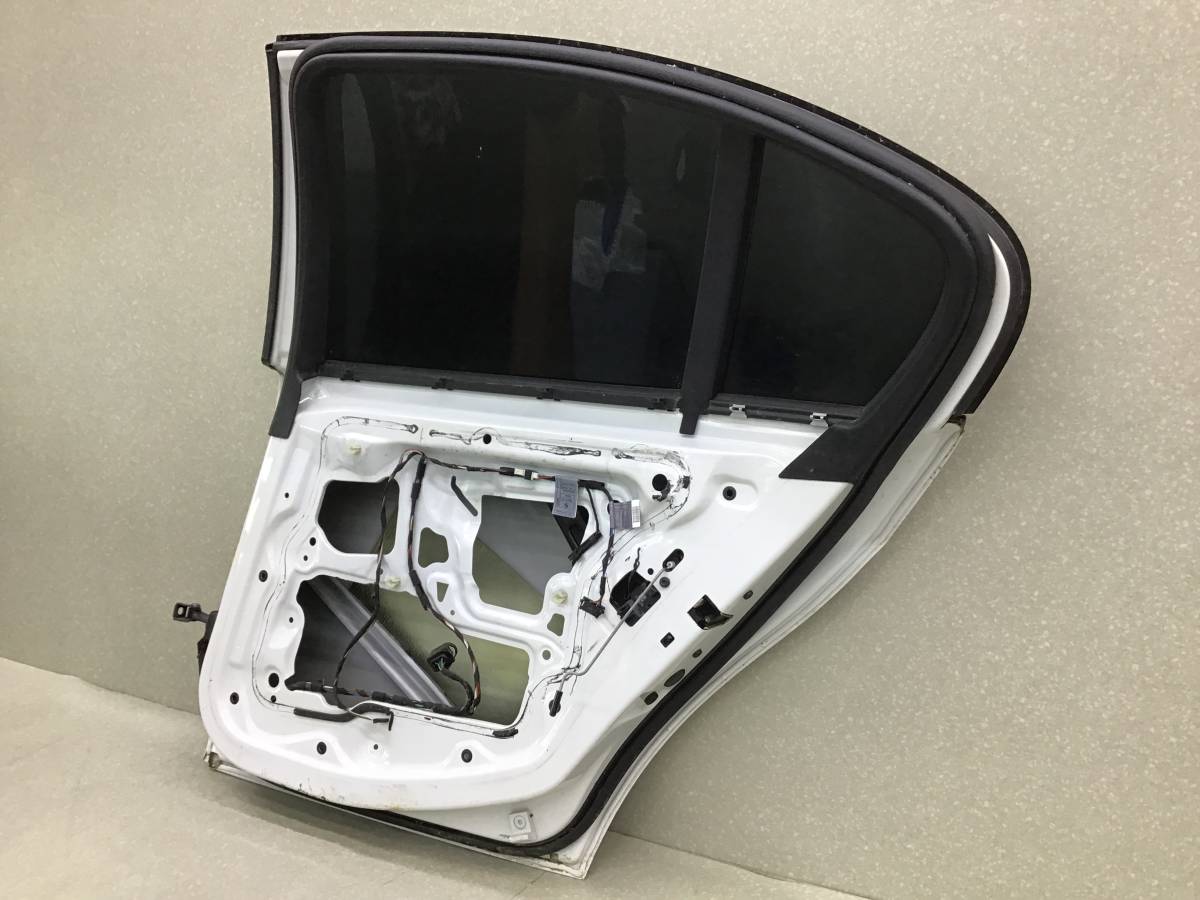 Дверь задняя правая BMW 3-series E90/E91 2005-2011 Дверь задняя правая BMW 3-series E90/E91 2005-2011