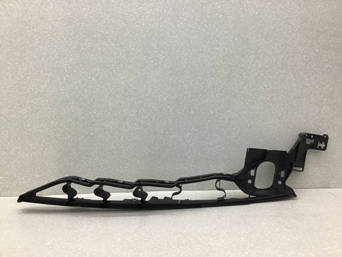 Кронштейн крепления крыла BMW X5 E70 2007-2013