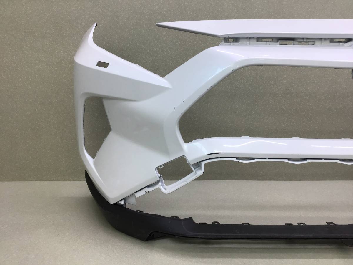 Бампер передний Toyota Rav 4 (XA50) 2018>