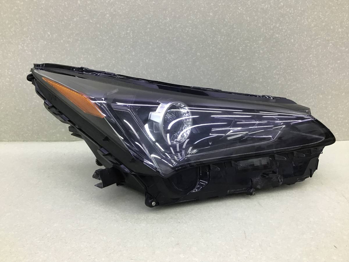 Фара правая Lexus NX 200 (ZGZ10) 2014-2021