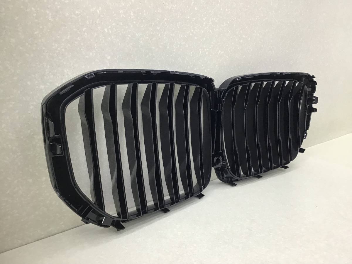 Решетка радиатора BMW X5 G05 2018>