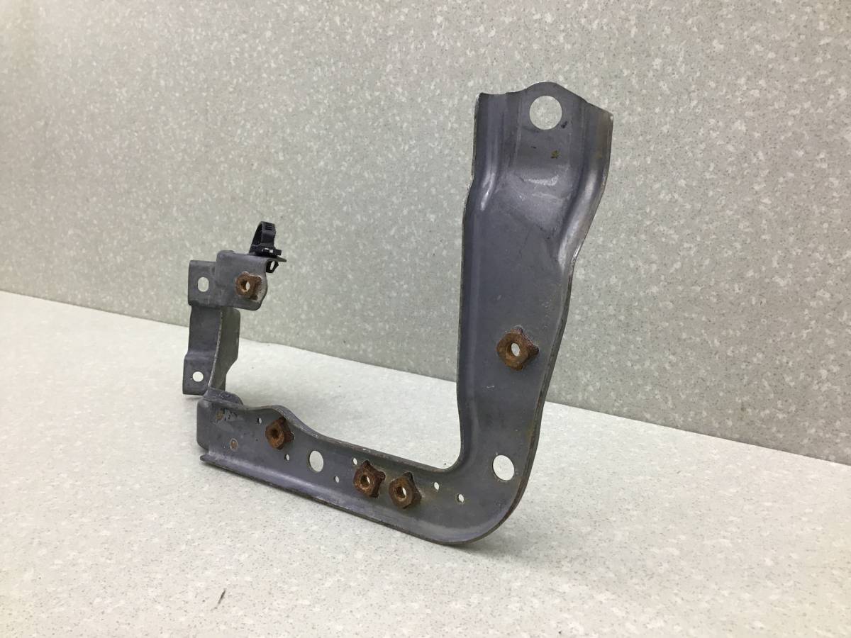 Кронштейн Toyota Rav 4 (A30) 2006-2013 Кронштейн Toyota Rav 4 (A30) 2006-2013