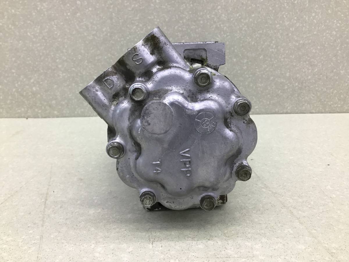 Радиатор кондиционера (конденсер) Renault Sandero 1 (BS1Y) 2009-2014