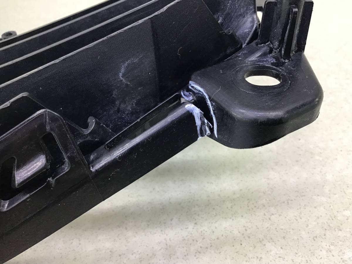 Решетка в бампер центральная GAC GS8 2023 Решетка в бампер центральная GAC GS8 2023