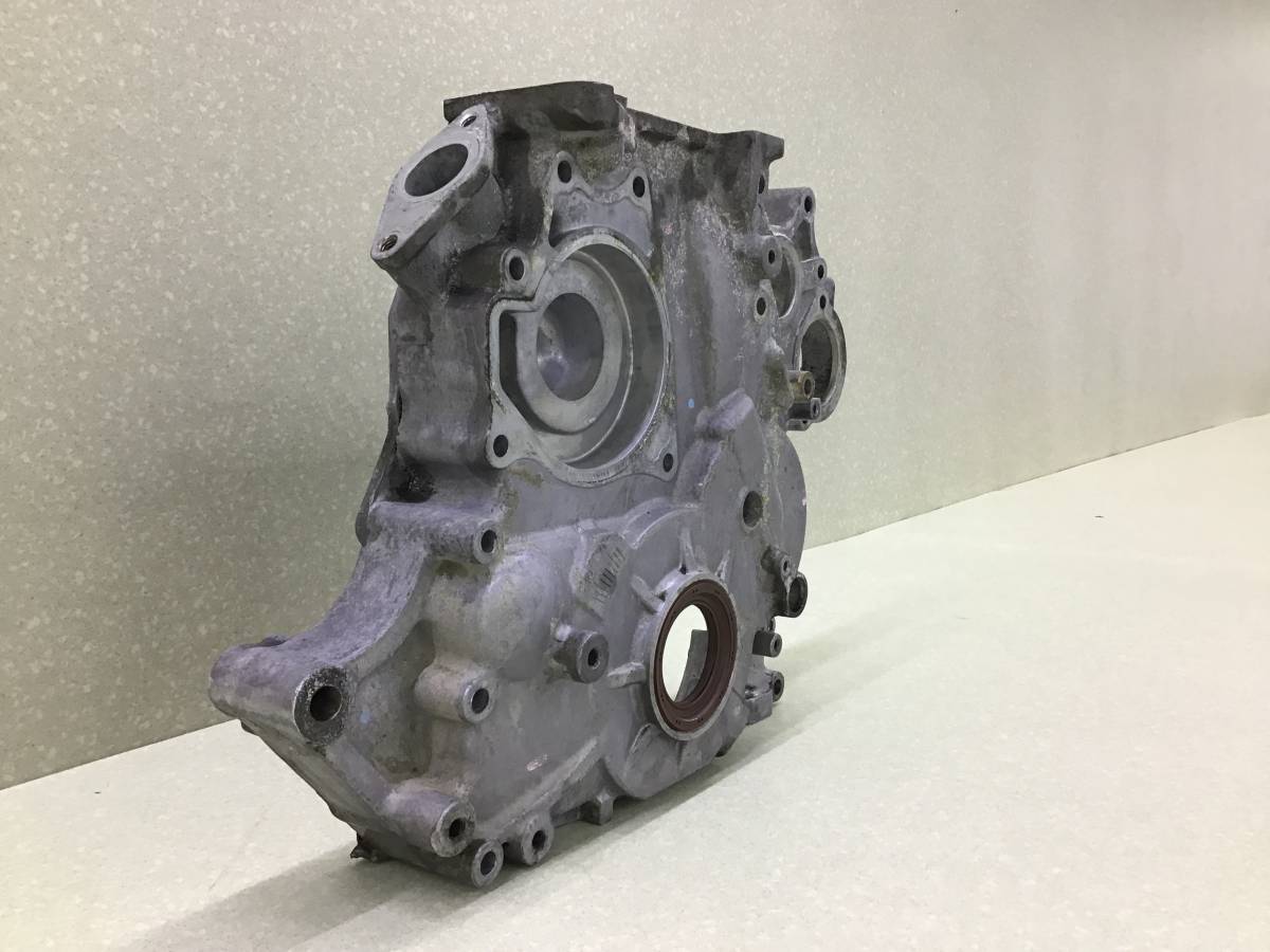 Крышка двигателя передняя Mitsubishi Pajero/Montero 4 (V8, V9) 2007>