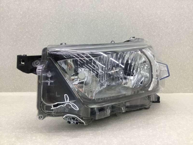 Фара левая Toyota Hilux (GUN125L, GUN126L, TGN126) 2015-н.в. Фара левая Toyota Hilux (GUN125L, GUN126L, TGN126) 2015-н.в.