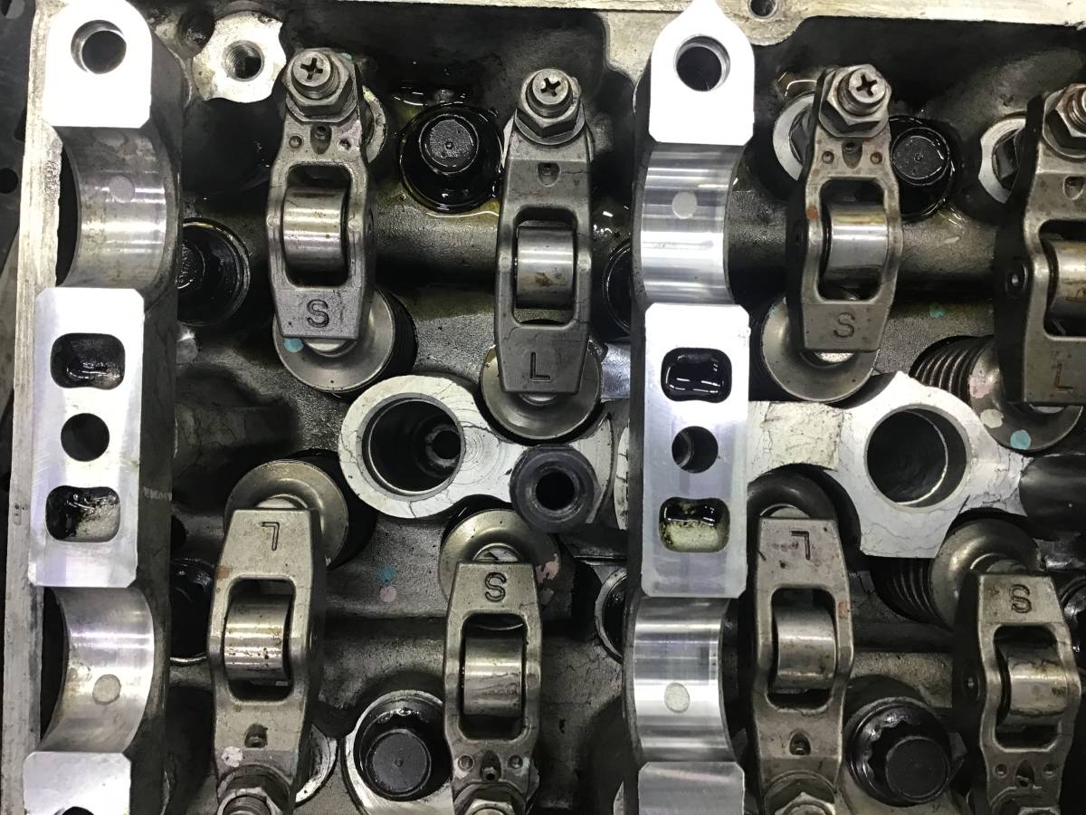 Головка блока цилиндров Mitsubishi Pajero/Montero 4 (V8, V9) 2007>