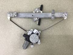 Стеклоподъемник электр. задний левый Mitsubishi Lancer 9  (CS/Classic) 2000-2011