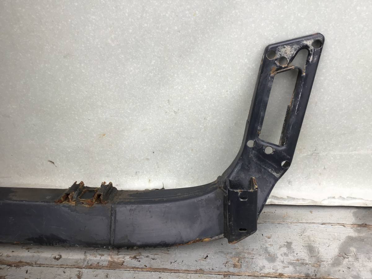 Усилитель переднего бампера MAN TGA 2007>