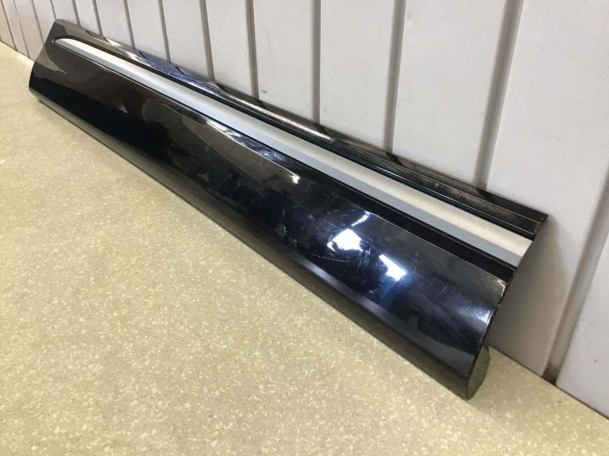 Накладка двери передней левой, Audi Q8 2018>