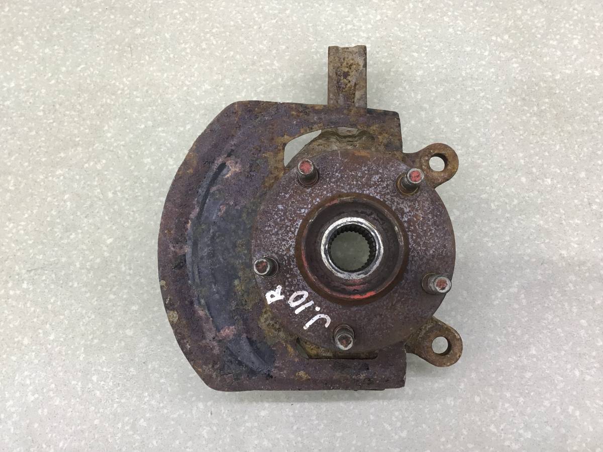 Кулак поворотный передний правый Nissan Qashqai (J10) 2006-2013
