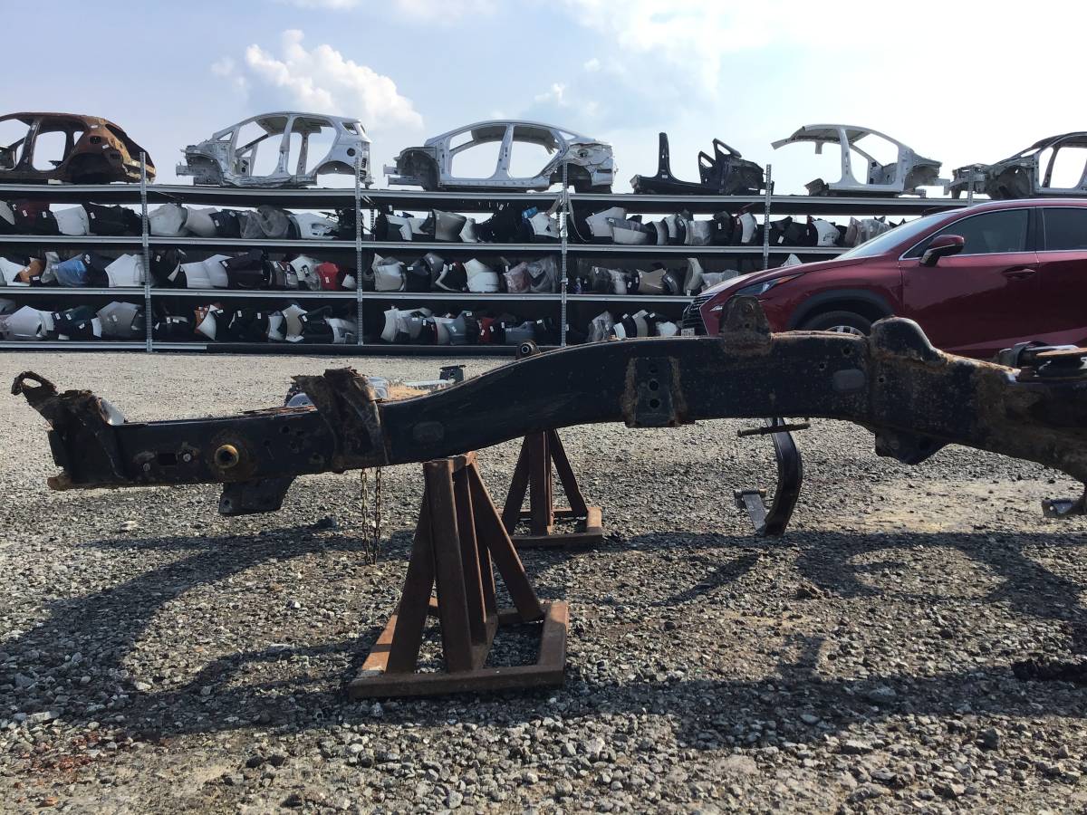 Рама Toyota Hilux (GUN125L, GUN126L, TGN126) 2015-н.в.