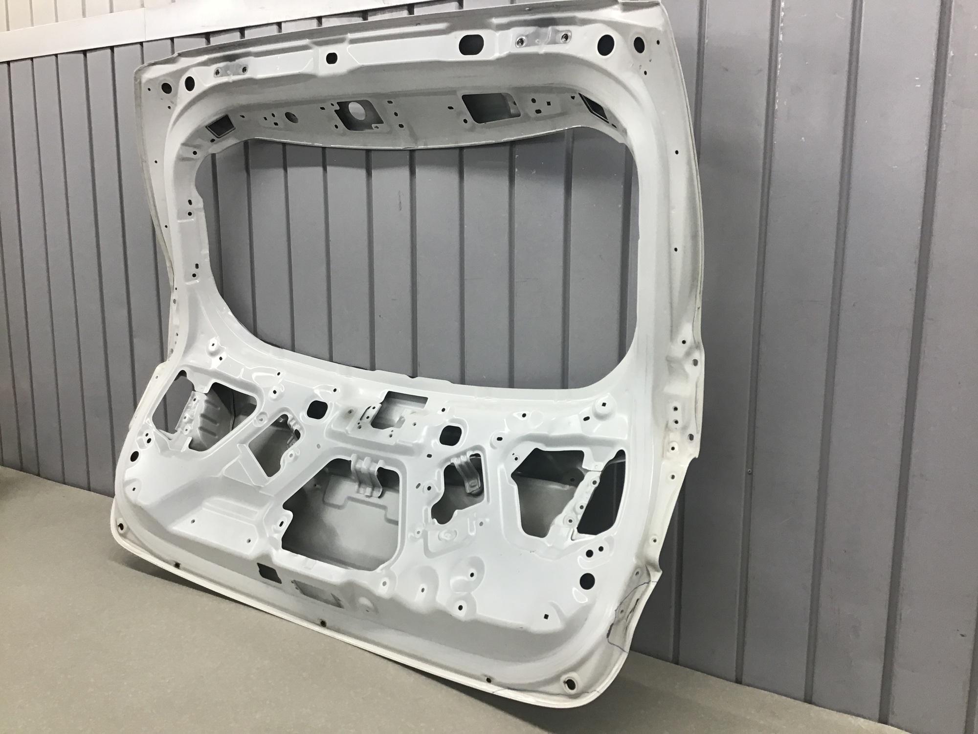 Дверь багажника, Hyundai Santa Fe (DM) 2012-2018 Дверь багажника, Hyundai Santa Fe (DM) 2012-2018