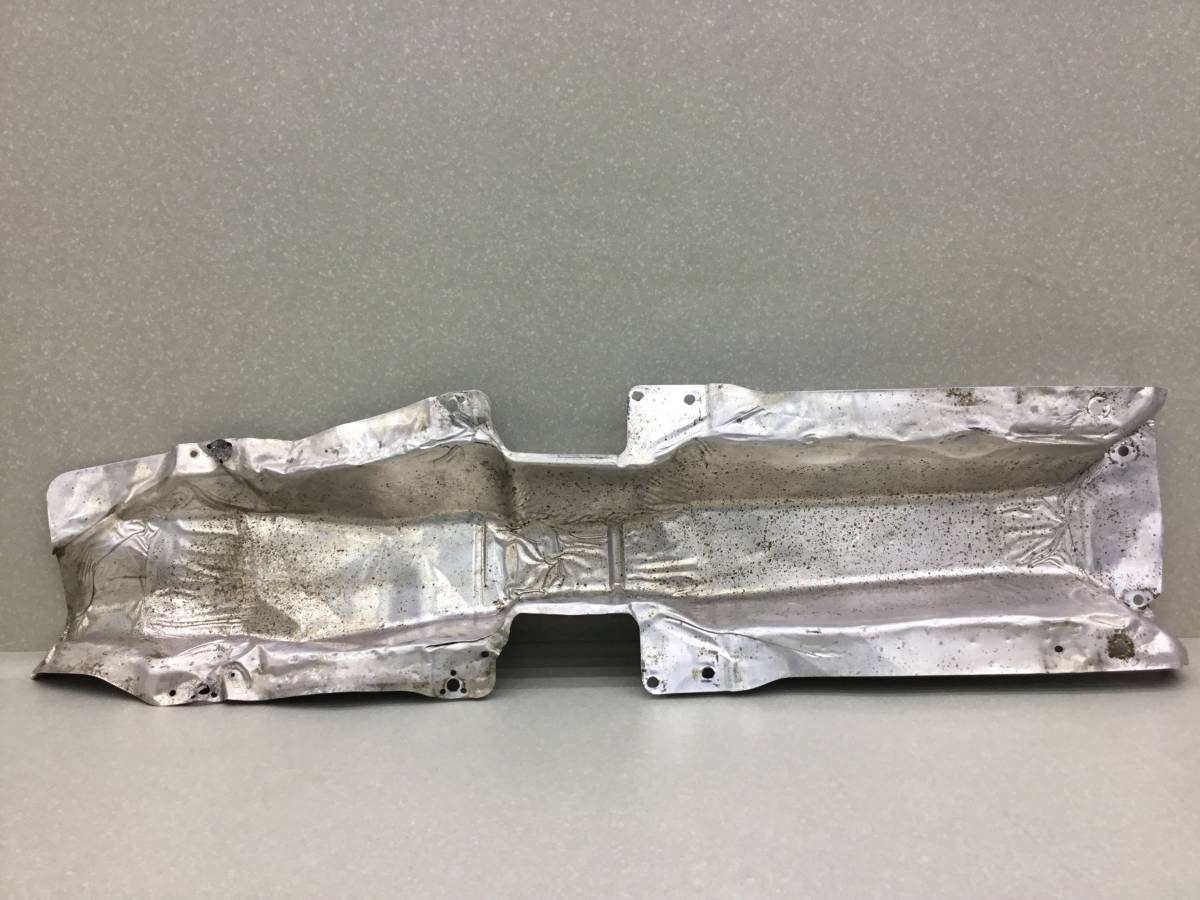 Экран тепловой Volkswagen Polo Sed 5 (6C1) 2010-2020 Экран тепловой Volkswagen Polo Sed 5 (6C1) 2010-2020