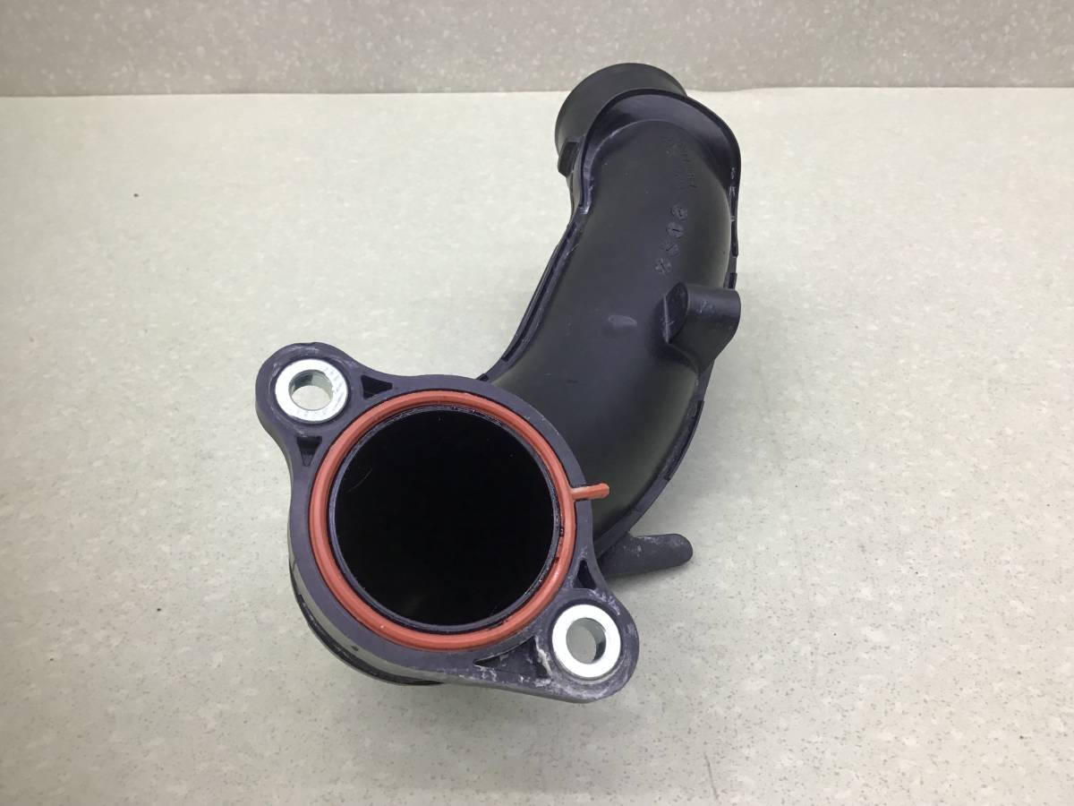 Патрубок турбины  Toyota Land Cruiser (J300) 2021>