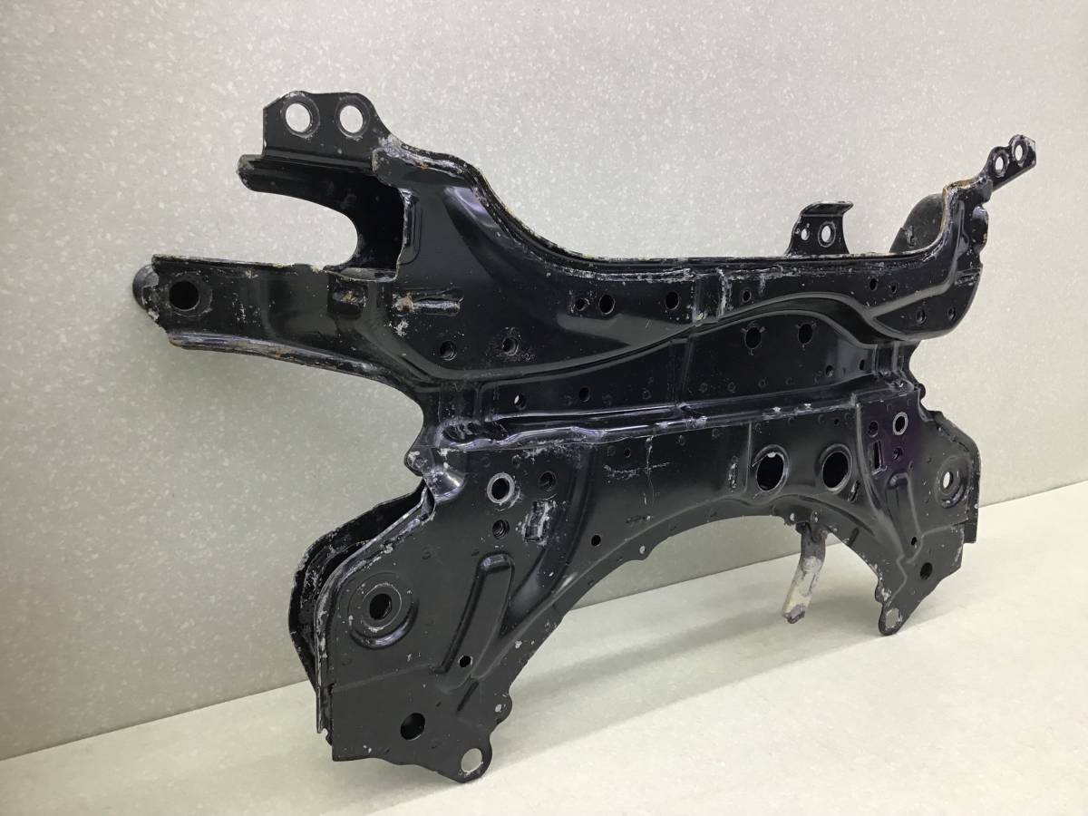 Балка под ДВС Audi A3 (8P) 2004-2013